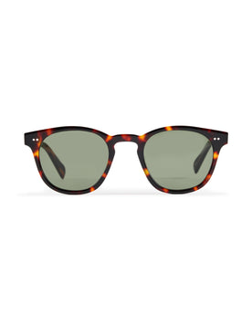 The Legend in Demi Amber: Featured Image, Accessories by Taylor Stitch