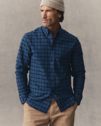 fit model posing in The Jack in Crescent Plaid Oxford