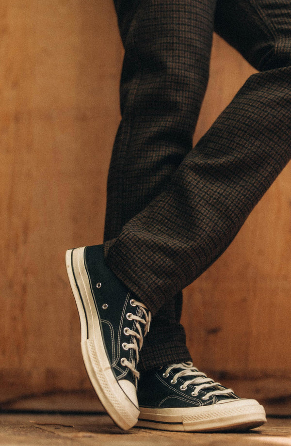 fit model showing off the hem on The Carmel Pant in Timber Guncheck Italian Wool