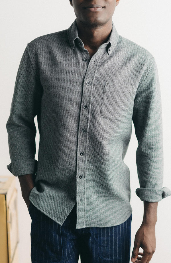 fit model showing off The Jack in Charcoal Twist Waffle