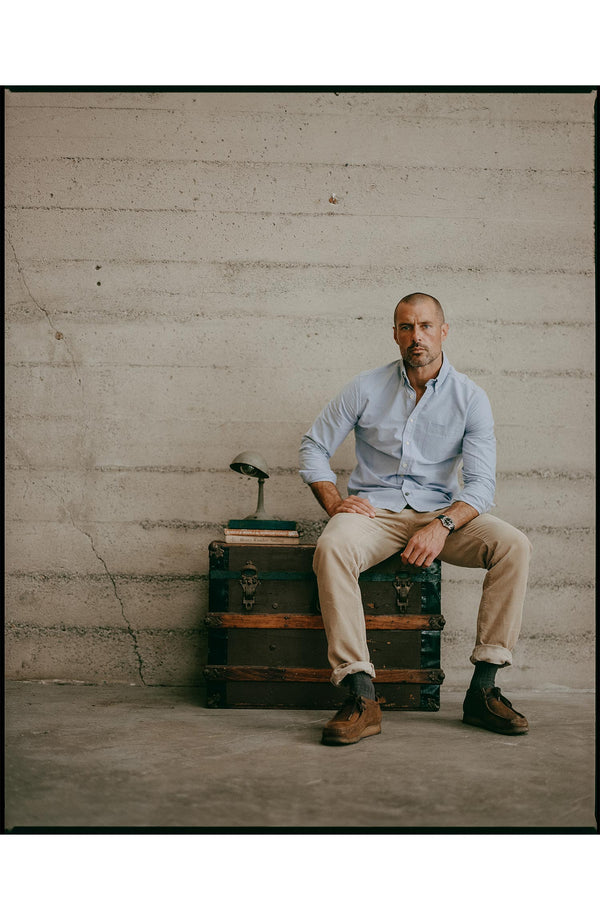 fit model adjusting sleeves on The Jack in Blue Everyday Oxford