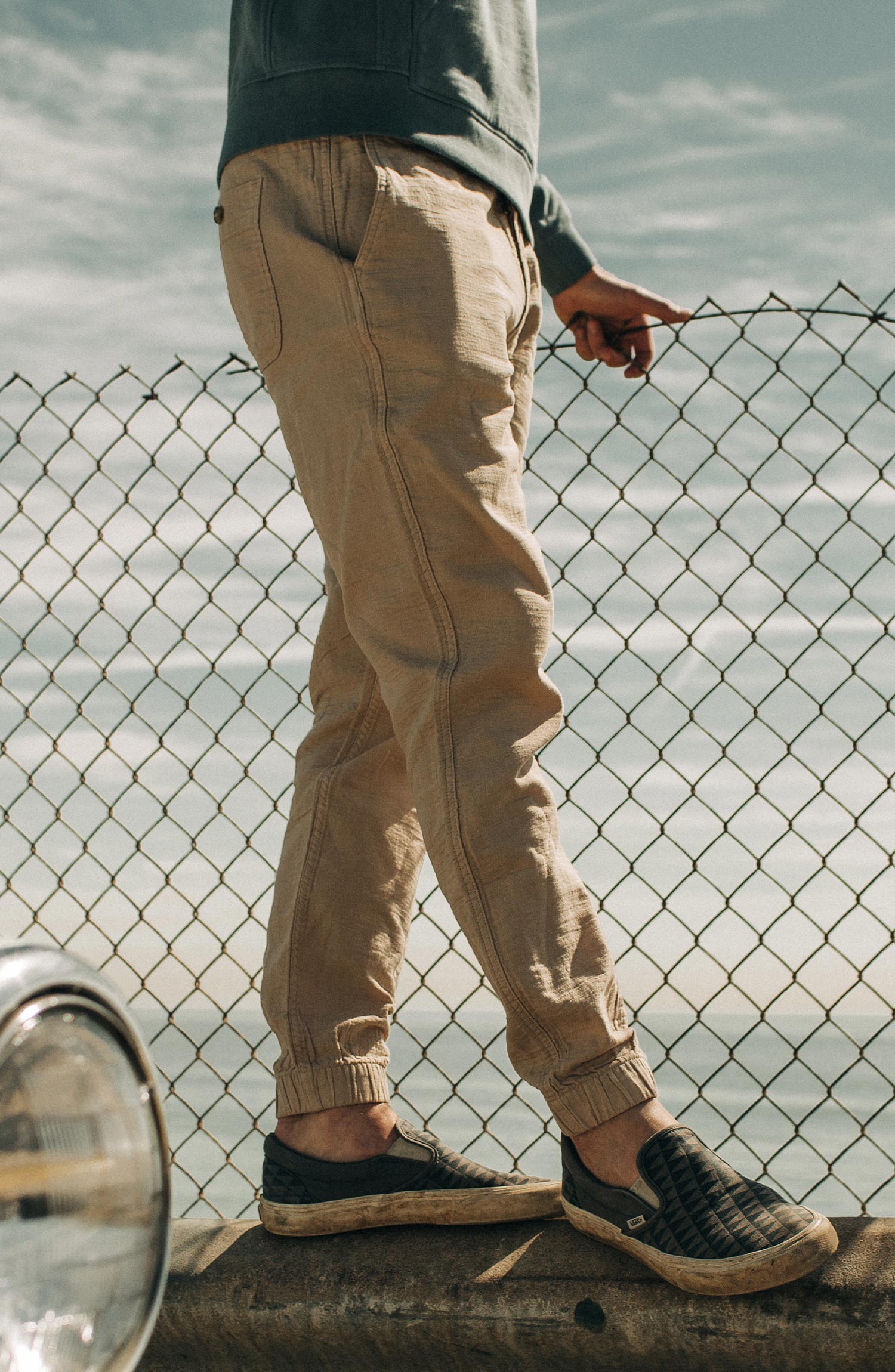The Apres Pant in Khaki Double Cloth