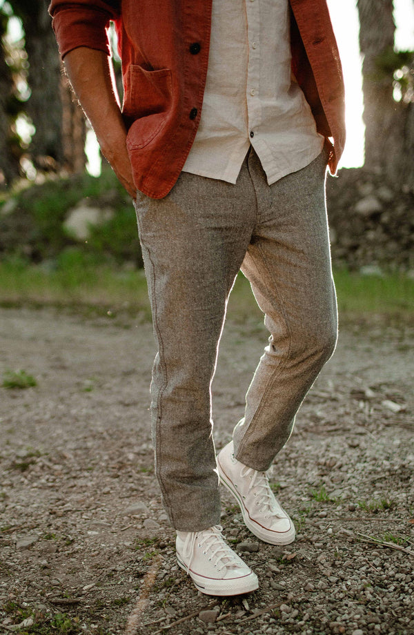 our fit model walking in the easy pant