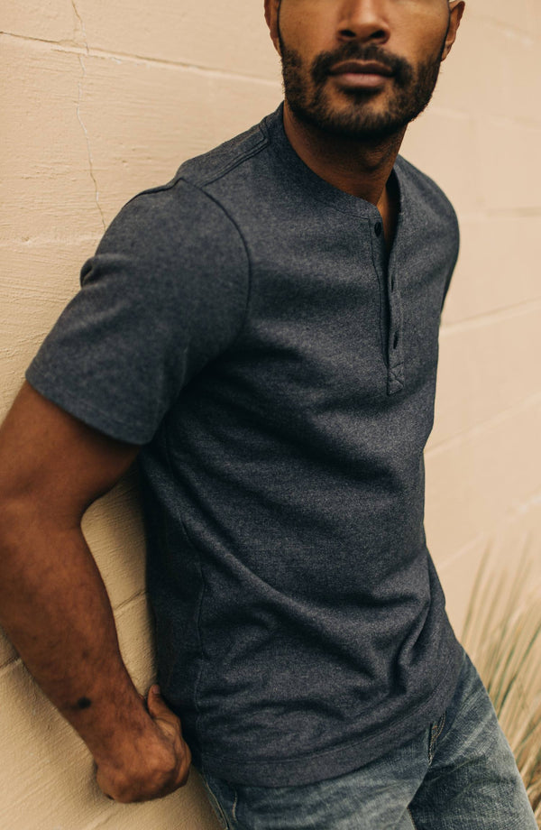 Editorial Panel: The Short Sleeve Heavy Bag Henley in Dark Navy, Knits by Taylor Stitch