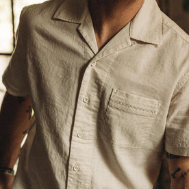 fit model showing the camp collar and texture on vhe Short Sleeve Hawthorne in Birch