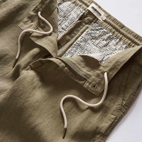 material shot of the inside pockets on The Easy Pant in Olive Linen