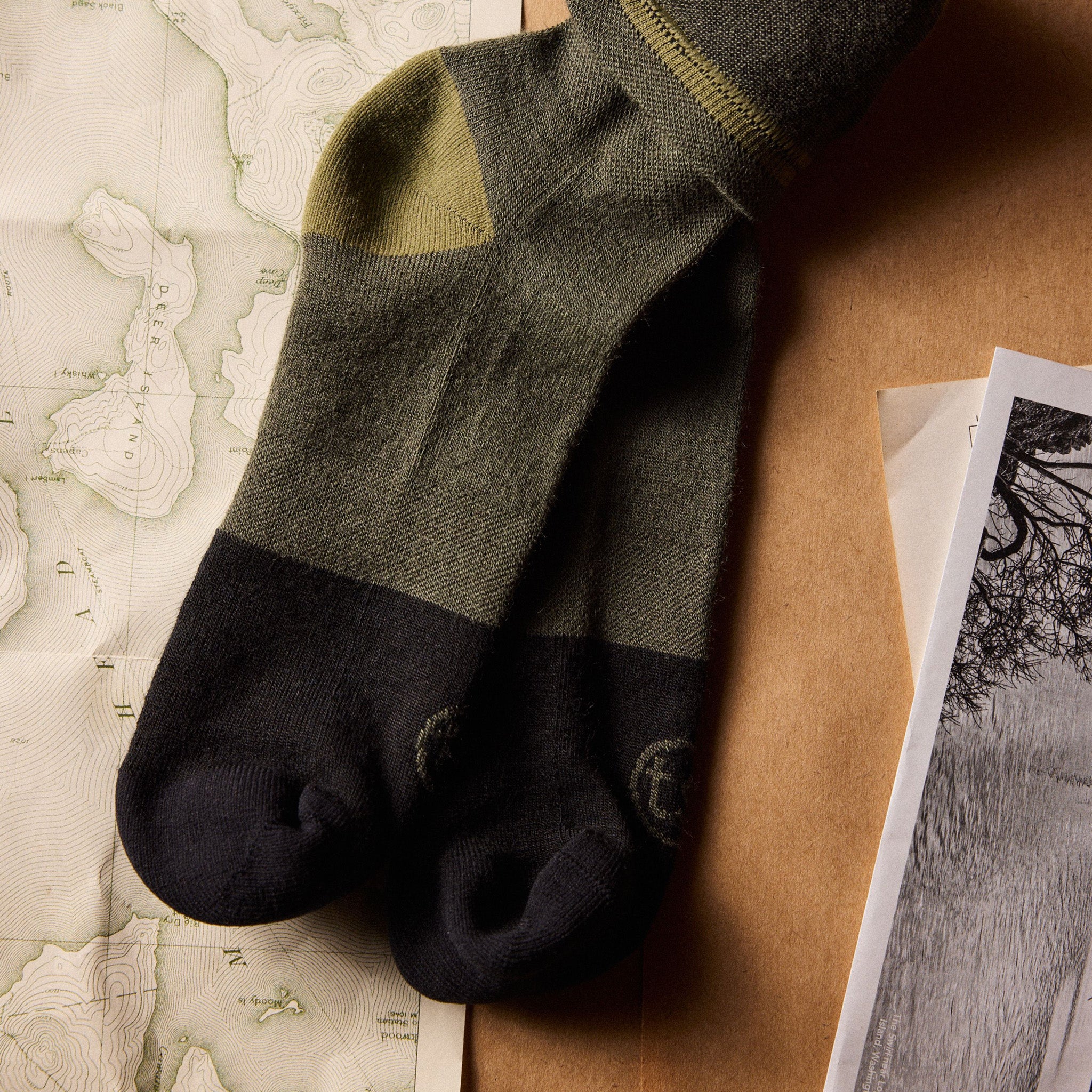 The Merino Sock in Olive | Men's Accessories | Taylor Stitch