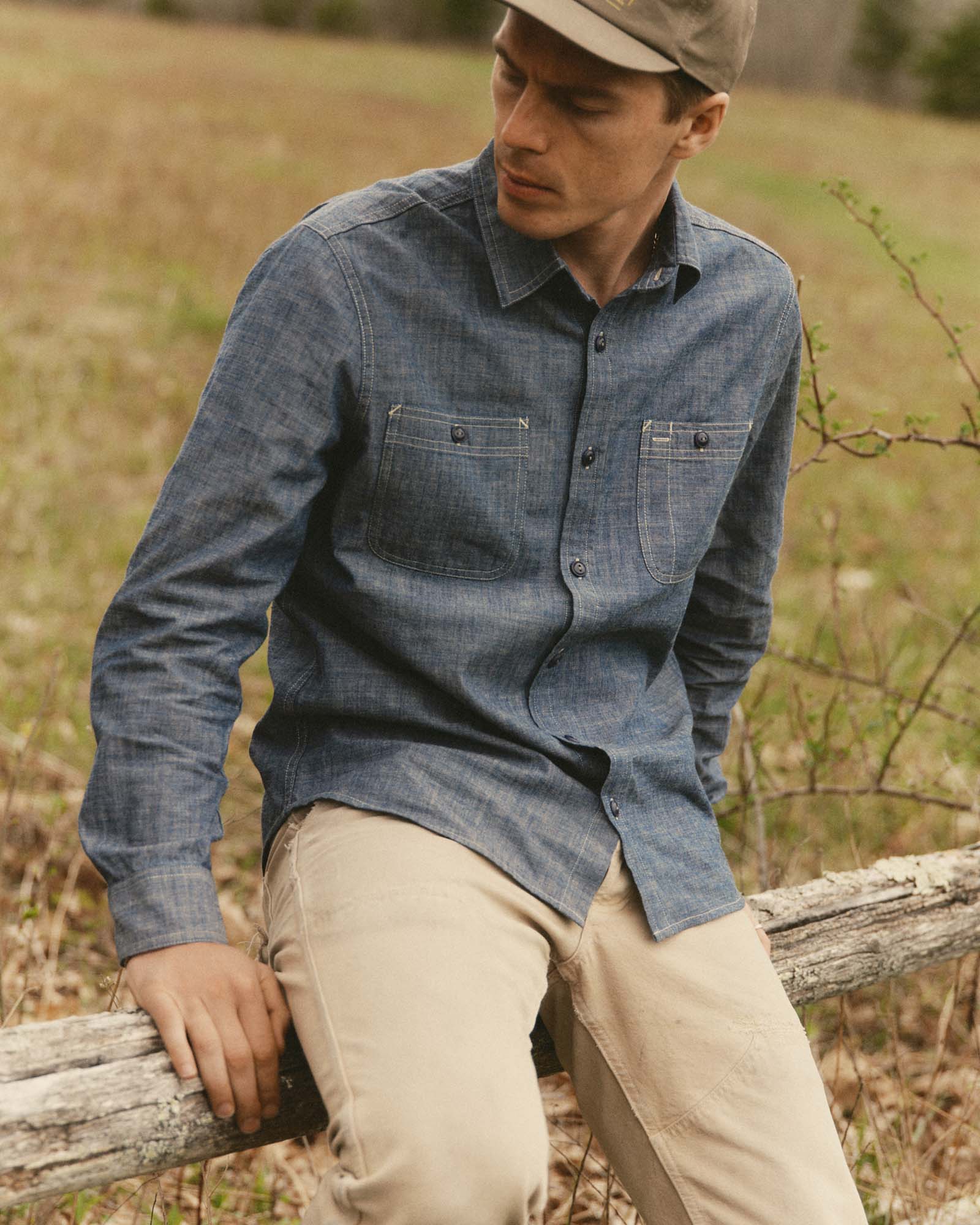 Taylor Stitch Foundry Shirt in Rinsed Indigo Chambray S