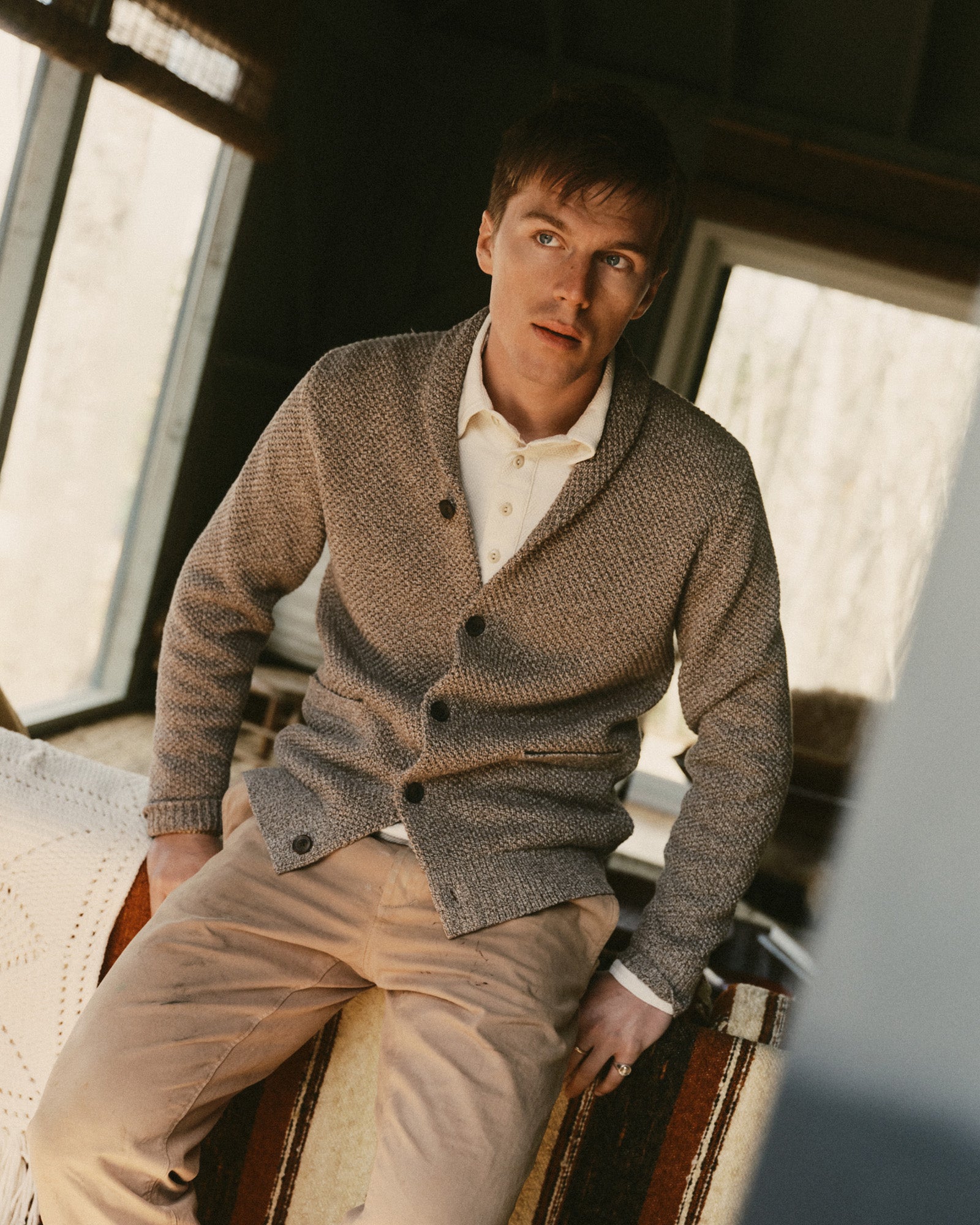 sweater over dress shirt To achieve that perfectly put together outfit details are everything. But sometimes the details are less about trying and more about not trying. You see effortlessly style for men is achieved by its knitted from premium merino wool thats luxuriously soft and shaped with rounded sleeves and ribbed trims COS Women's Merino Sweater Jumper