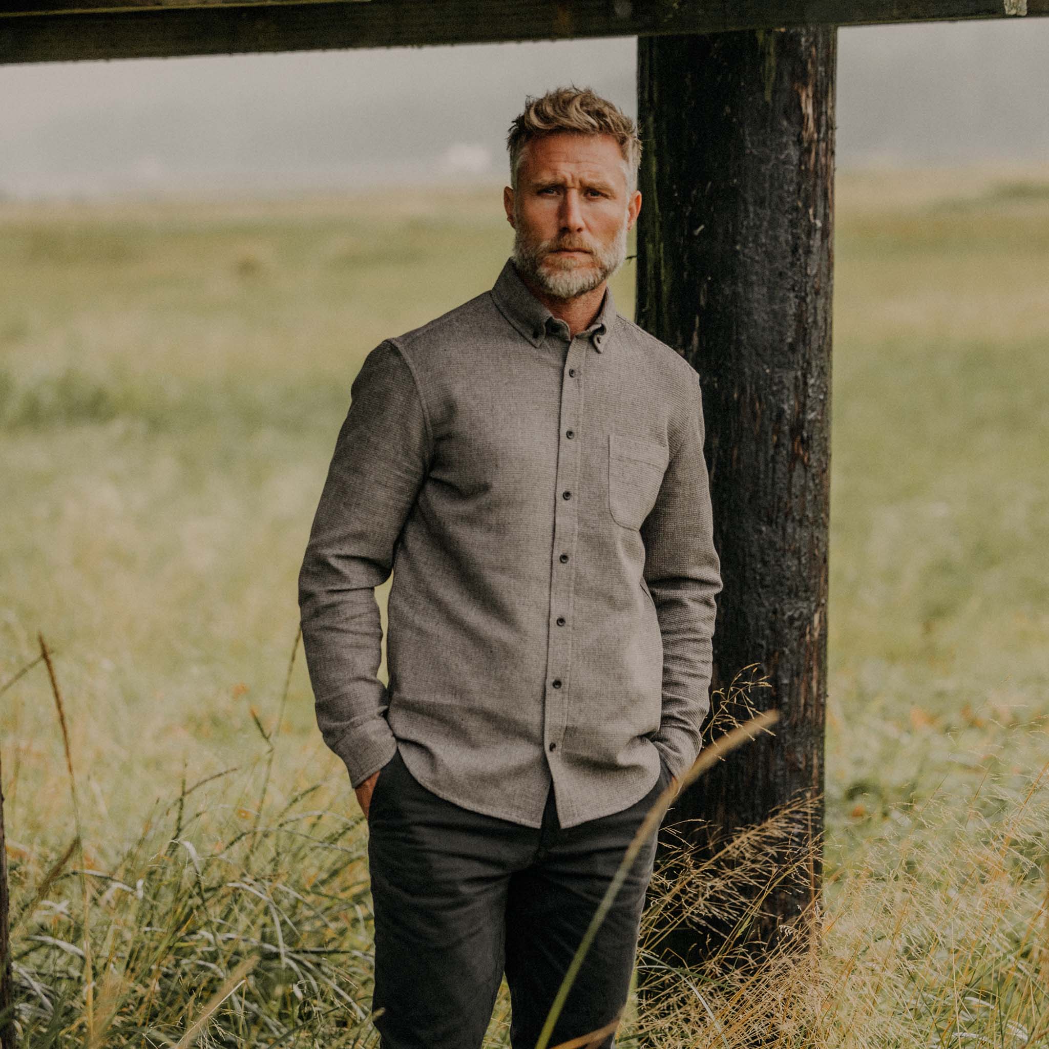 テイラースイッチ　ダッフルコート The Jack Mens Button Down in Soil Waffle | Taylor Stitch