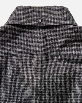 material shot of the back collar on The Jack in Coal Jaspe Check Oxford, Wovens by Taylor Stitch