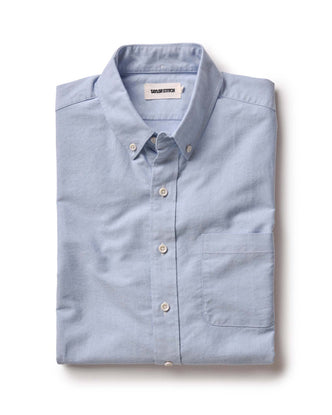 flatlay of The Jack in Blue Everyday Oxford