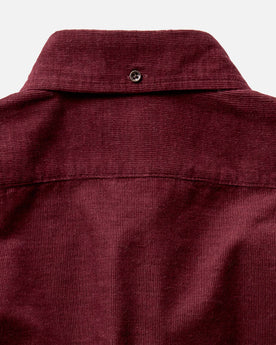 material shot of the back collar on The Jack in Heather Burgundy Pincord, Wovens by Taylor Stitch