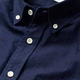 material shot of the collar on The Jack in Indigo Oxford