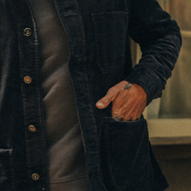 fit model wearing The Ojai Jacket in Midnight Cord, hand in pocket