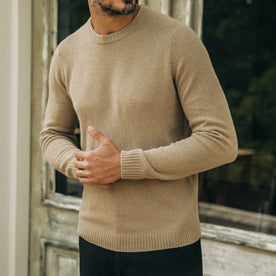 fit model wearing The Lodge Sweater in Camel