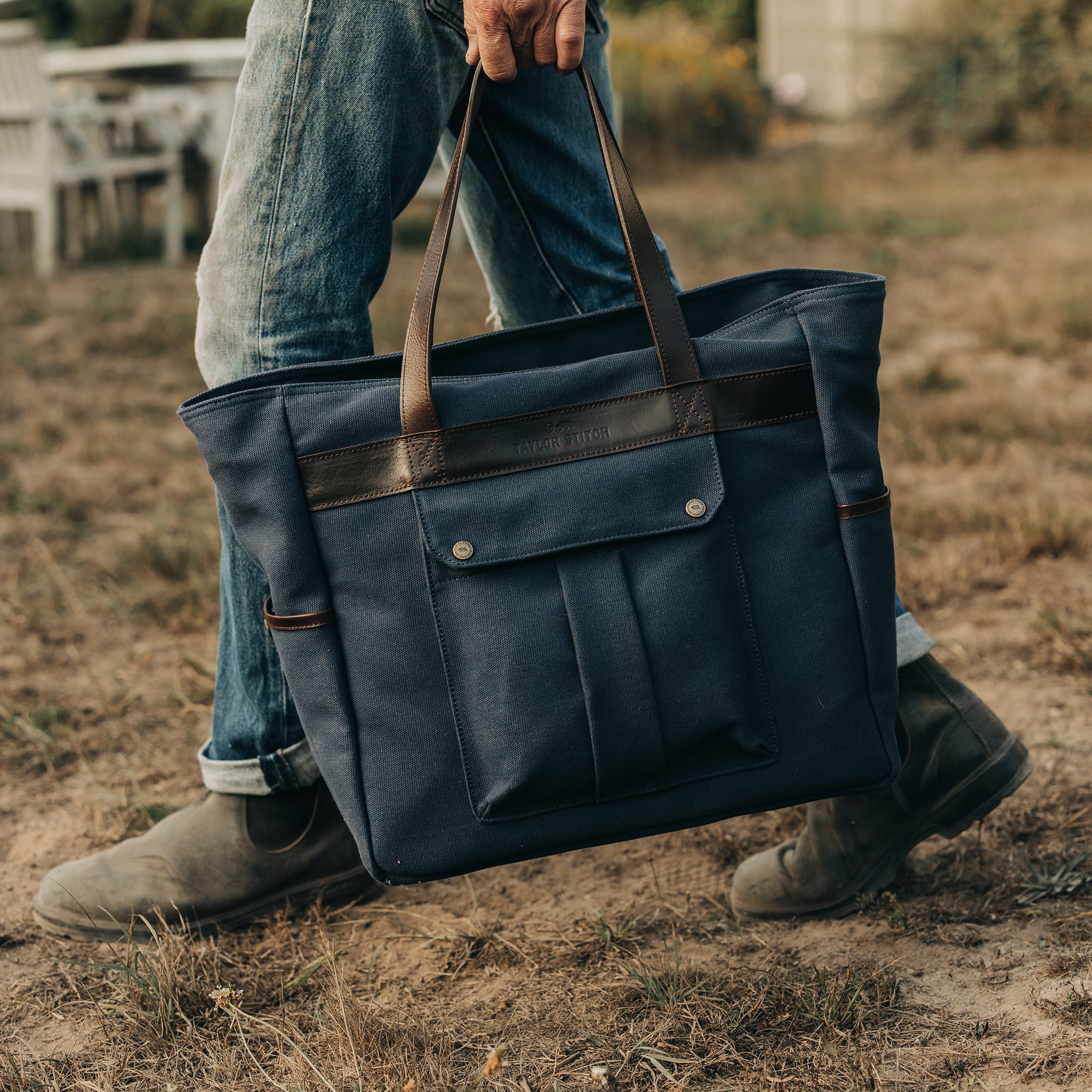 Cotton/Leather Utility Bag in Navy | by Taylor Stitch