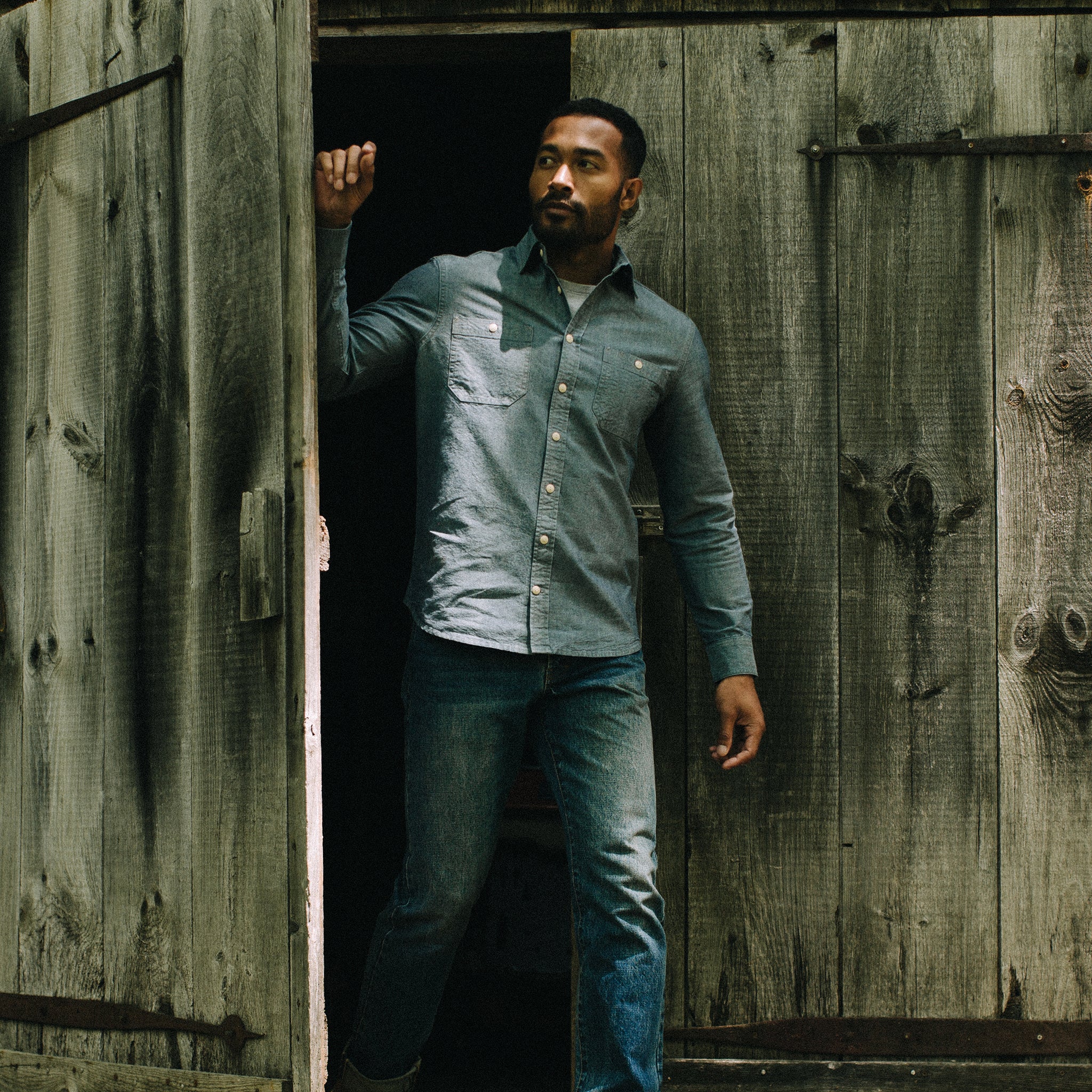 The Utility Shirt in Rinsed Selvage Chambray | Men's Shirts