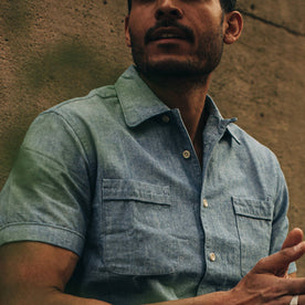 fit model wearing The Tulum in Blue Chambray, chest and sleeve detail