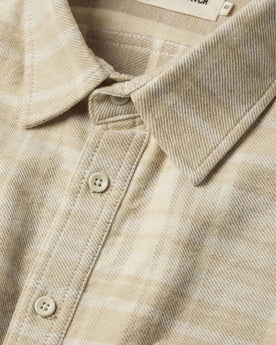 material shot of collar, Wovens by Taylor Stitch