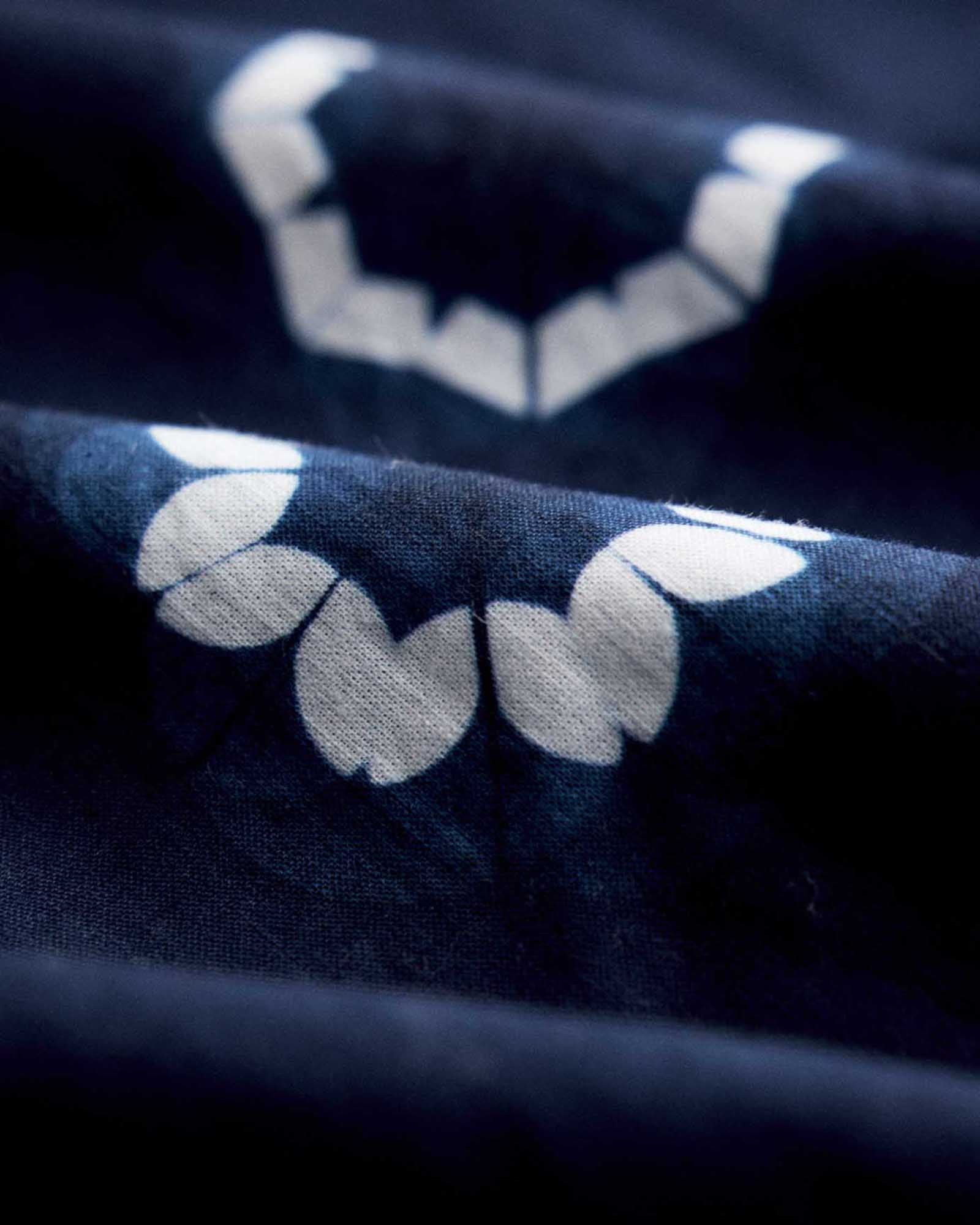material shot of the details on The Davis Shirt in Dark Navy Geo, Wovens by Taylor Stitch