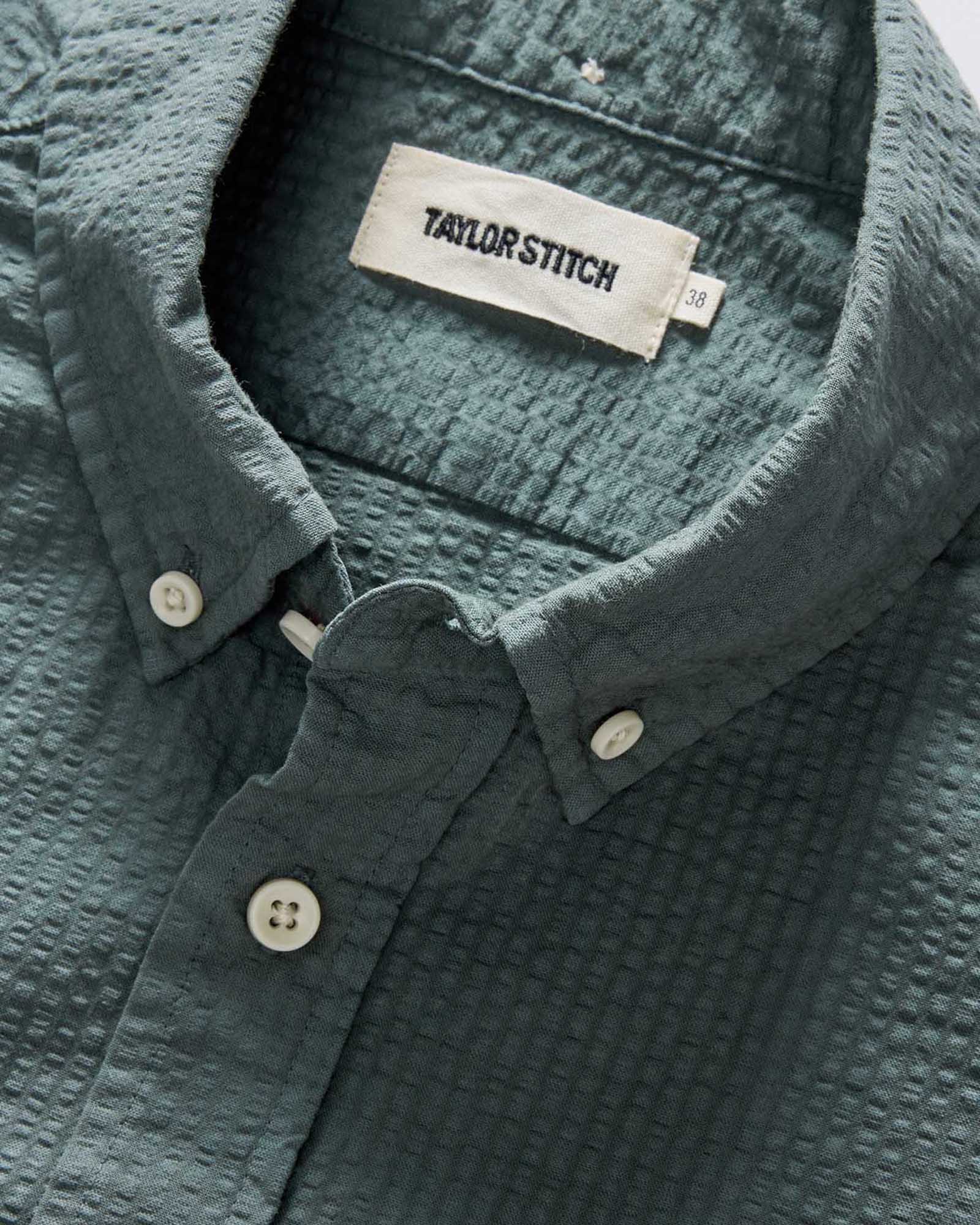 material shot of the collar on The Jack in Deep Sea Seersucker, Wovens by Taylor Stitch