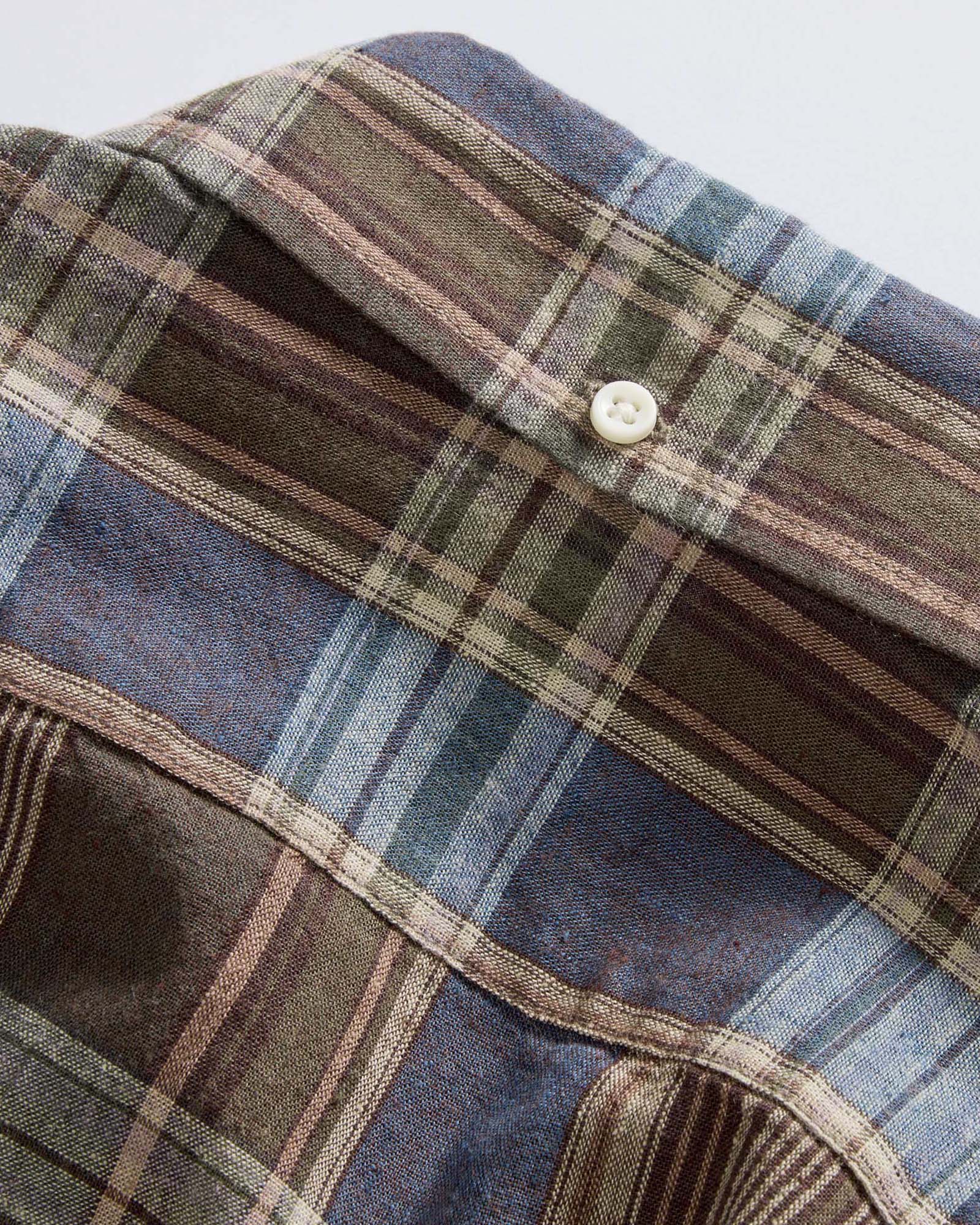 material shot of the back collar of The Short Sleeve Jack in Atlantic Blue Plaid, Wovens by Taylor Stitch