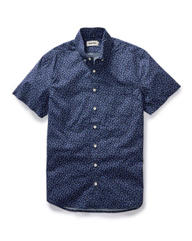 flatlay of The Short Sleeve Jack in Falling Floral, Wovens by Taylor Stitch