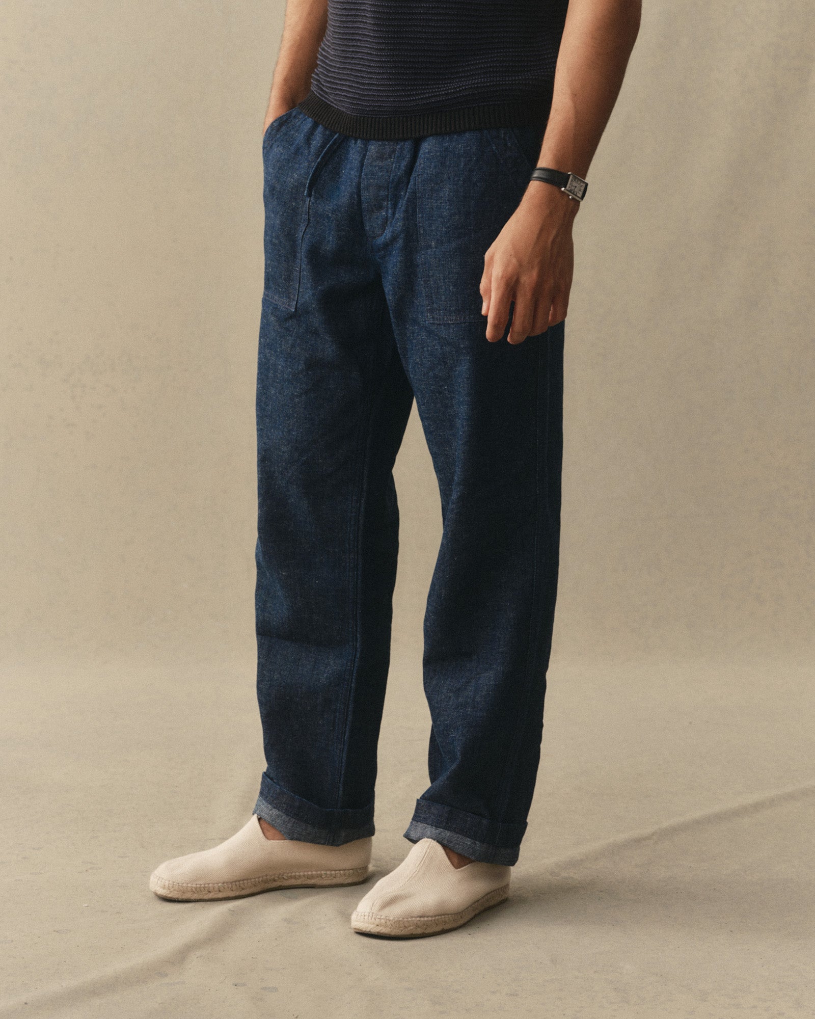 fit model showing off The Breakwater Pant in Rinsed Indigo Hemp Denim, Bottoms by Taylor Stitch