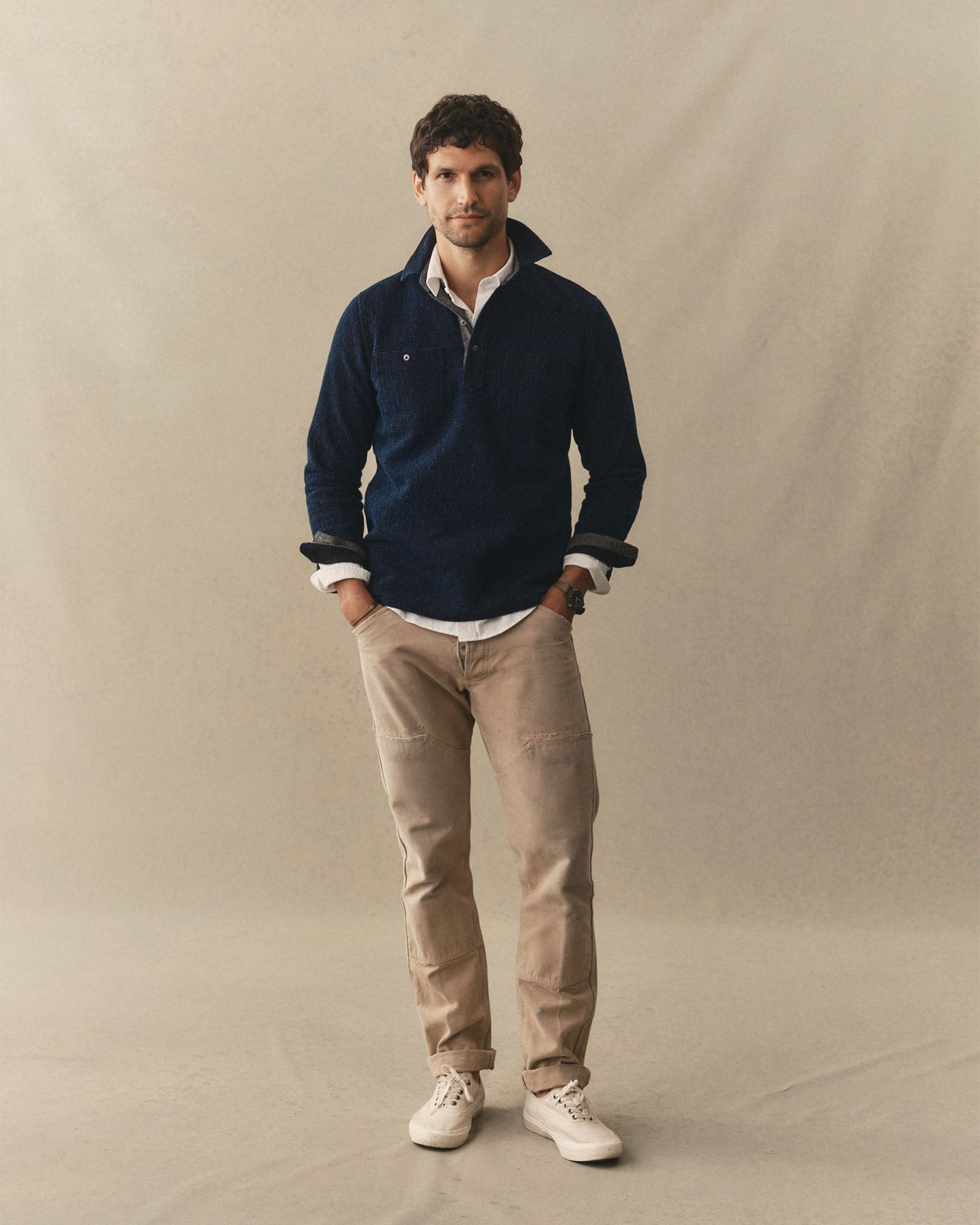 fit model wearing The Canal Popover in Rinsed Indigo, Knits by Taylor Stitch