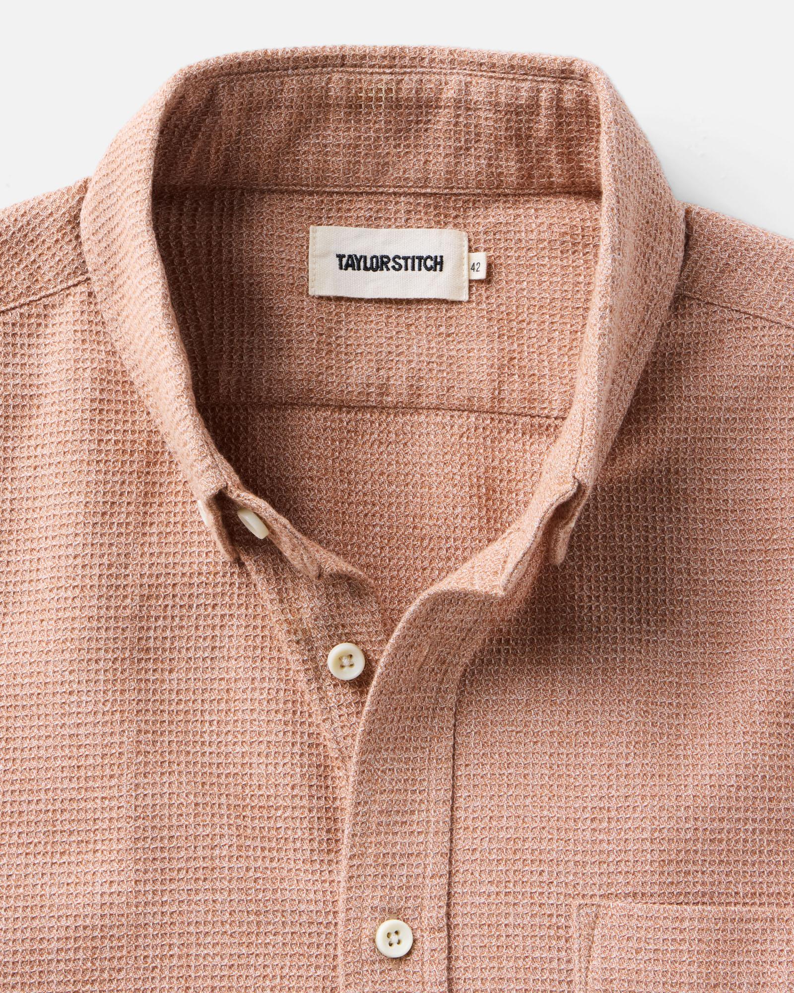 material shot of the collar on The Short Sleeve Jack in Desert Twist Waffle, Wovens by Taylor Stitch