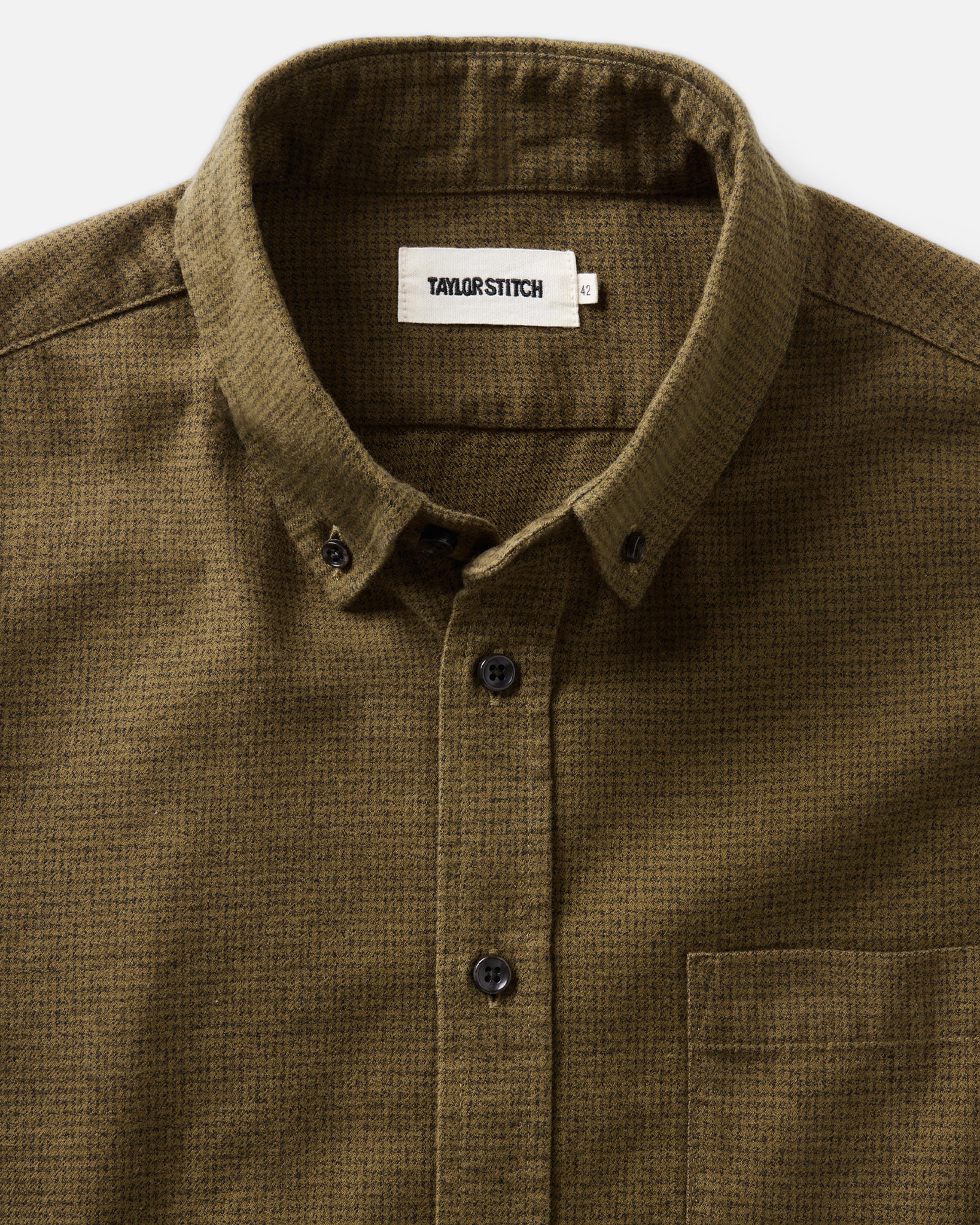 material shot of the collar on The Jack in Bay Leaf Houndstooth, Wovens by Taylor Stitch