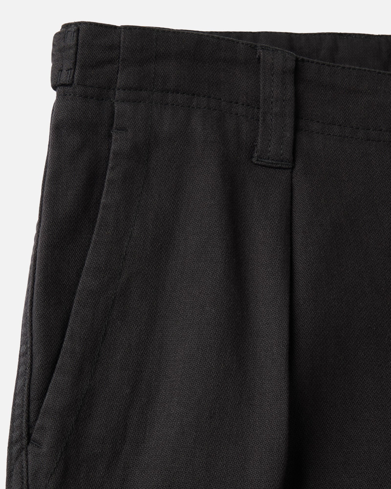 material shot of the pocket on The Forest Cargo Pant in Coal Broken Twill, Bottoms by Taylor Stitch