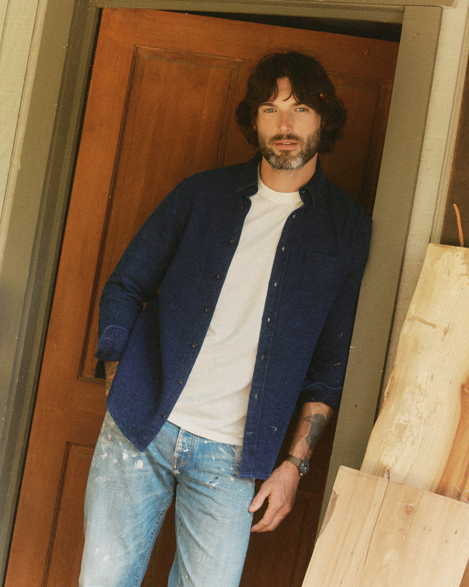fit model wearing The Jack in Rinsed Indigo Waffle, Wovens by Taylor Stitch