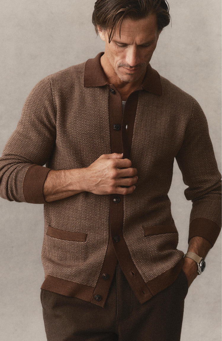 fit model posing in The Miles Sweater Polo in Espresso Merino