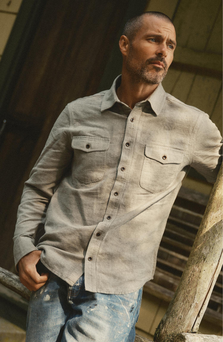 fit model posing in The Redding Shirt in Boulder Marl Hemp
