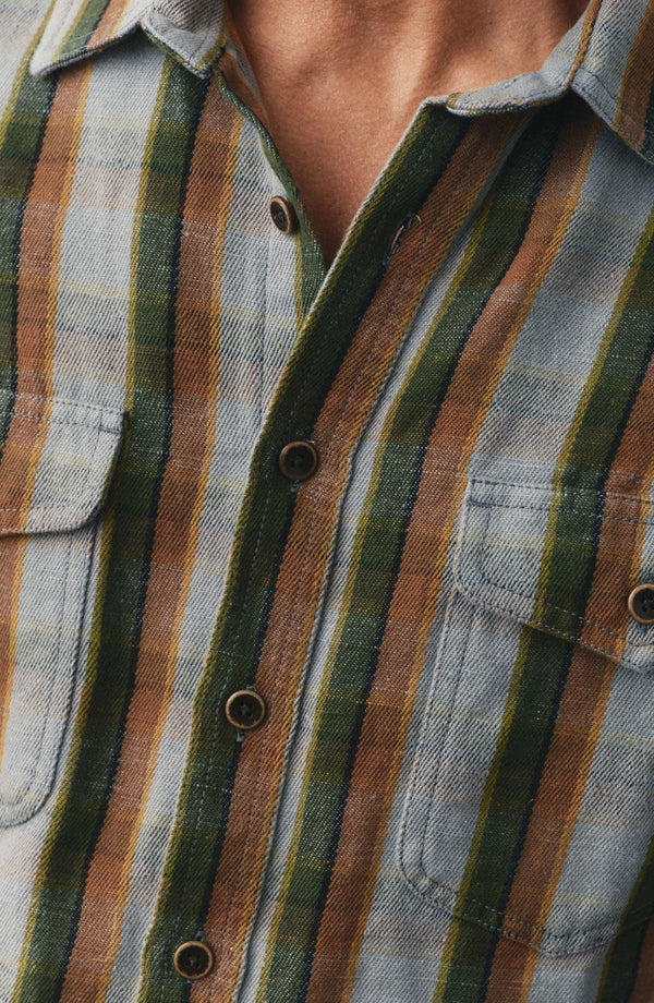 fit model showing off the buttons on The Redding Shirt in Drizzle Check Hemp