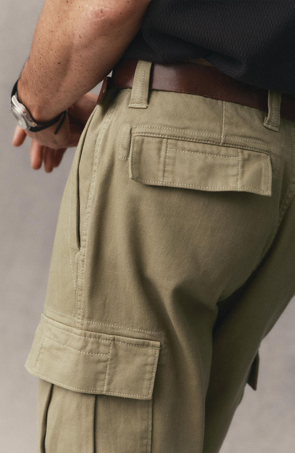 fit model showing off the back pocket on The Forest Cargo Pant in Field Khaki Broken Twill
