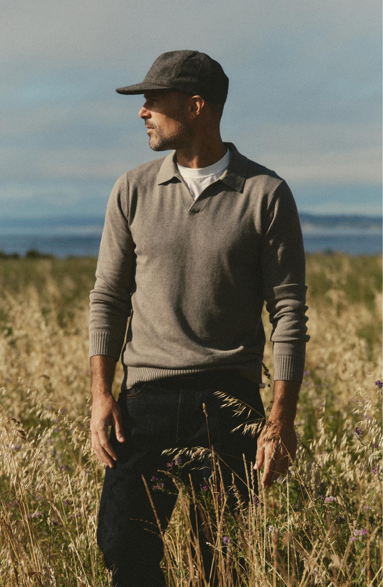fit model posing in The Mercer Cap in Walnut Herringbone Wool