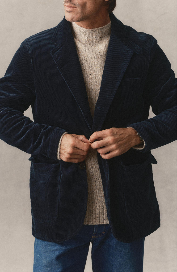 fit model posing in The Riley Sportcoat in Dark Navy Corduroy