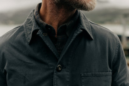 fit model showing off the collar on The Ojai Jacket in Organic Navy Foundation Twill