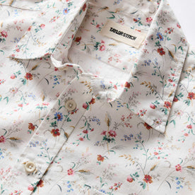 material shot of the collar on The Short Sleeve California in Vintage Botanical