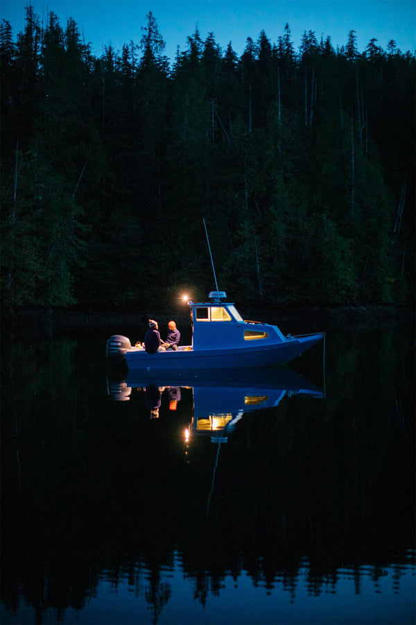 Getting their grill on, mariner style.
