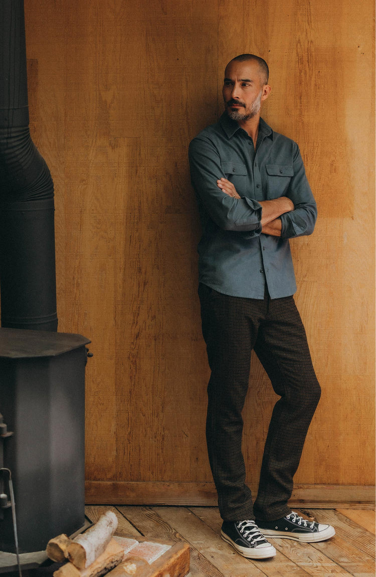 fit model posing in The Carmel Pant in Timber Guncheck Italian Wool