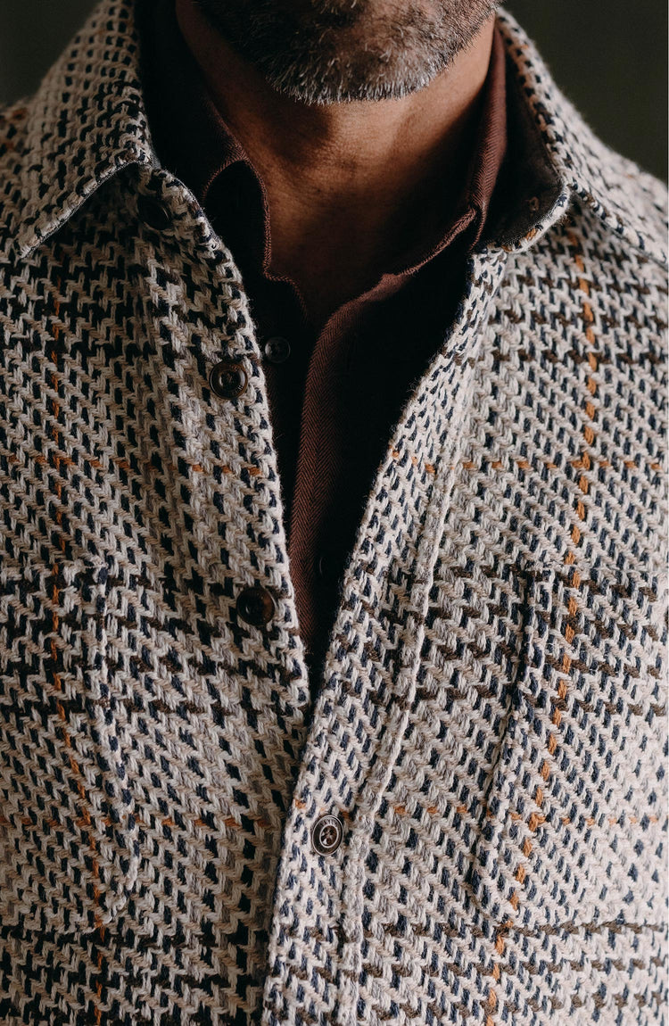 fit model showing off the collar on The Cutter Overshirt in Stone Plaid