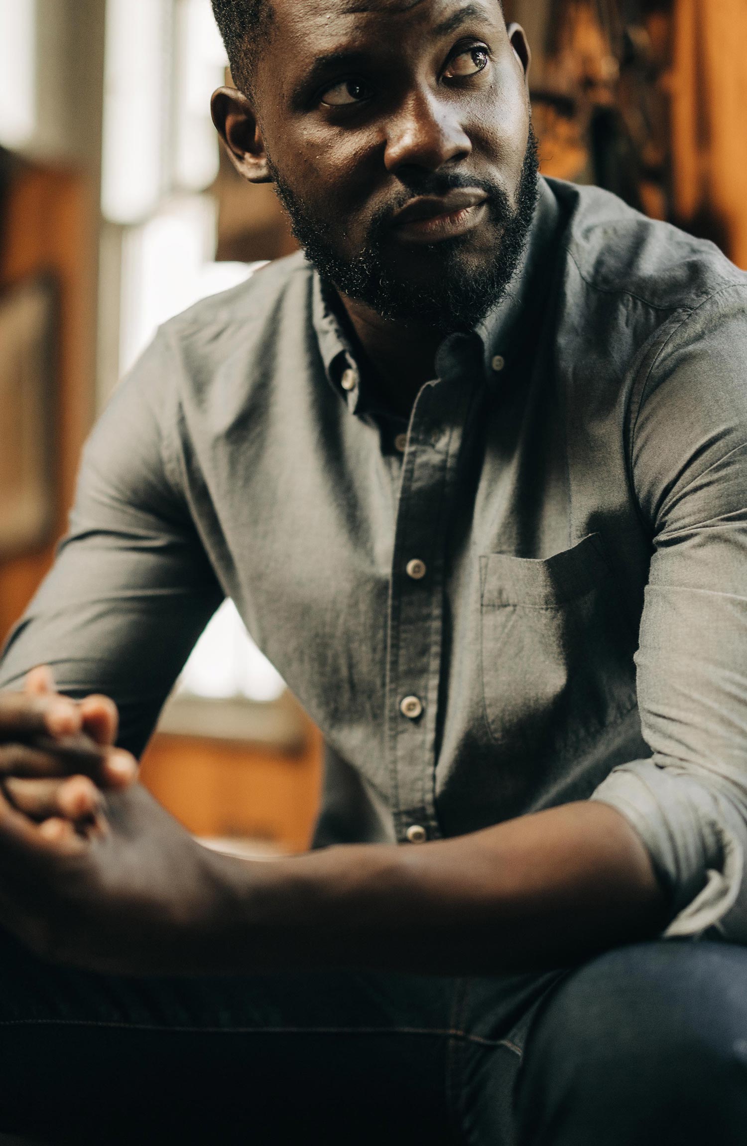 The Jack Button Down Shirt in Blue Chambray | Taylor Stitch