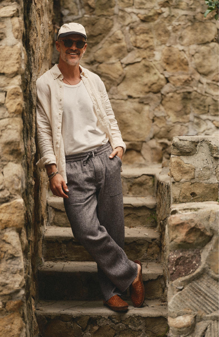 fit model posing in The Jack in Vintage White Linen