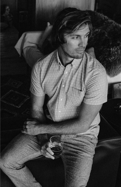 Editorial Panel: The Short Sleeve Jack in Gold Diamond, Wovens by Taylor Stitch