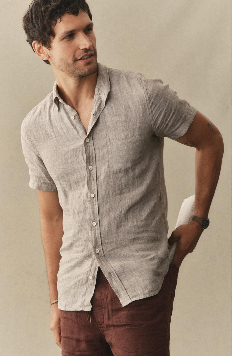 fit model posing in The Short Sleeve Jack in Sage Linen