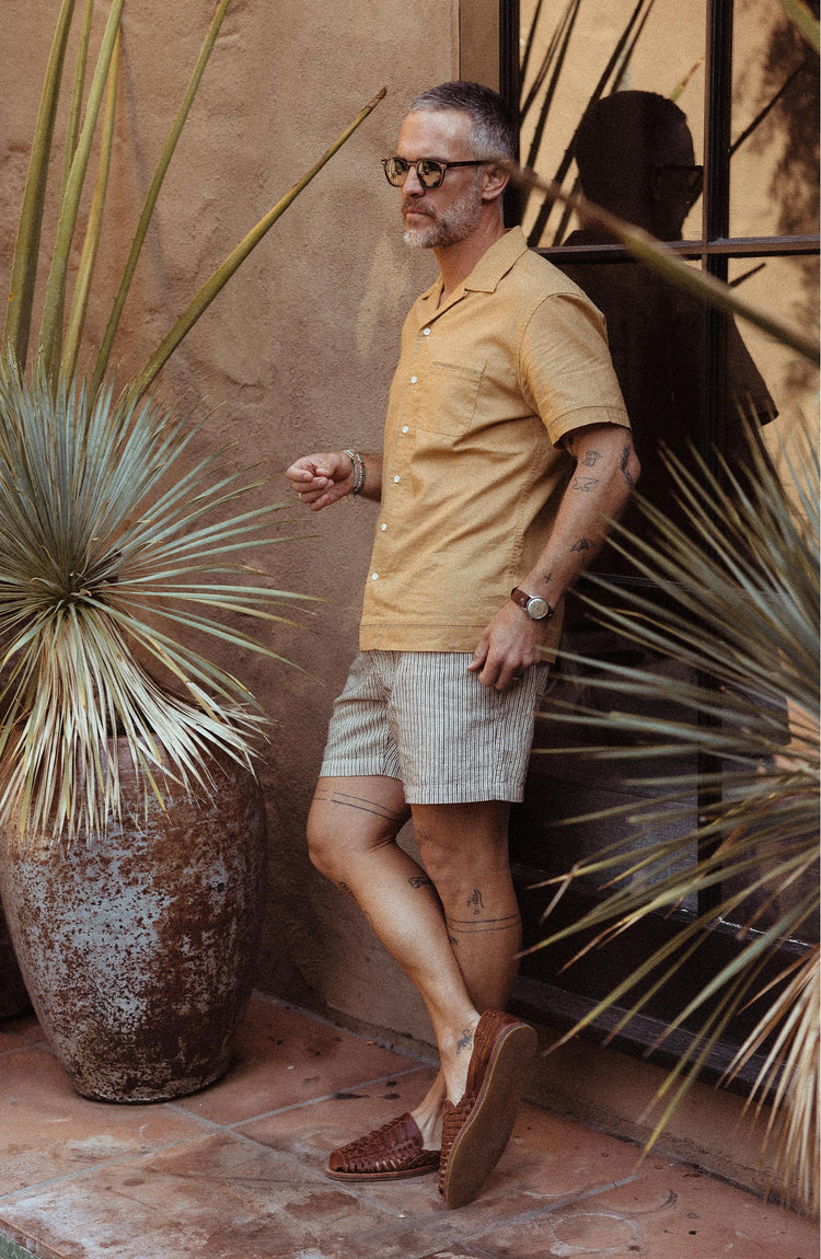 Our model wearing The Short Sleeve Hawthorne in Wheat